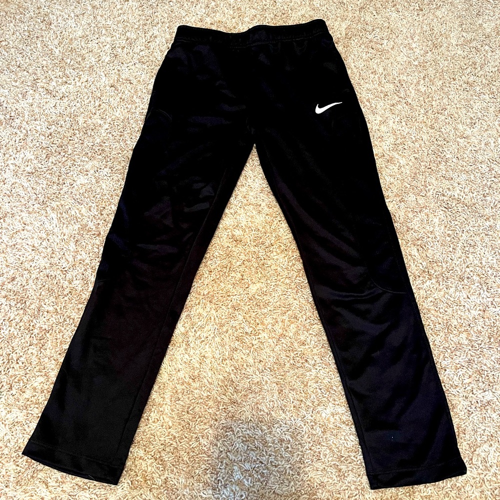 Nike youth large girls drift pants